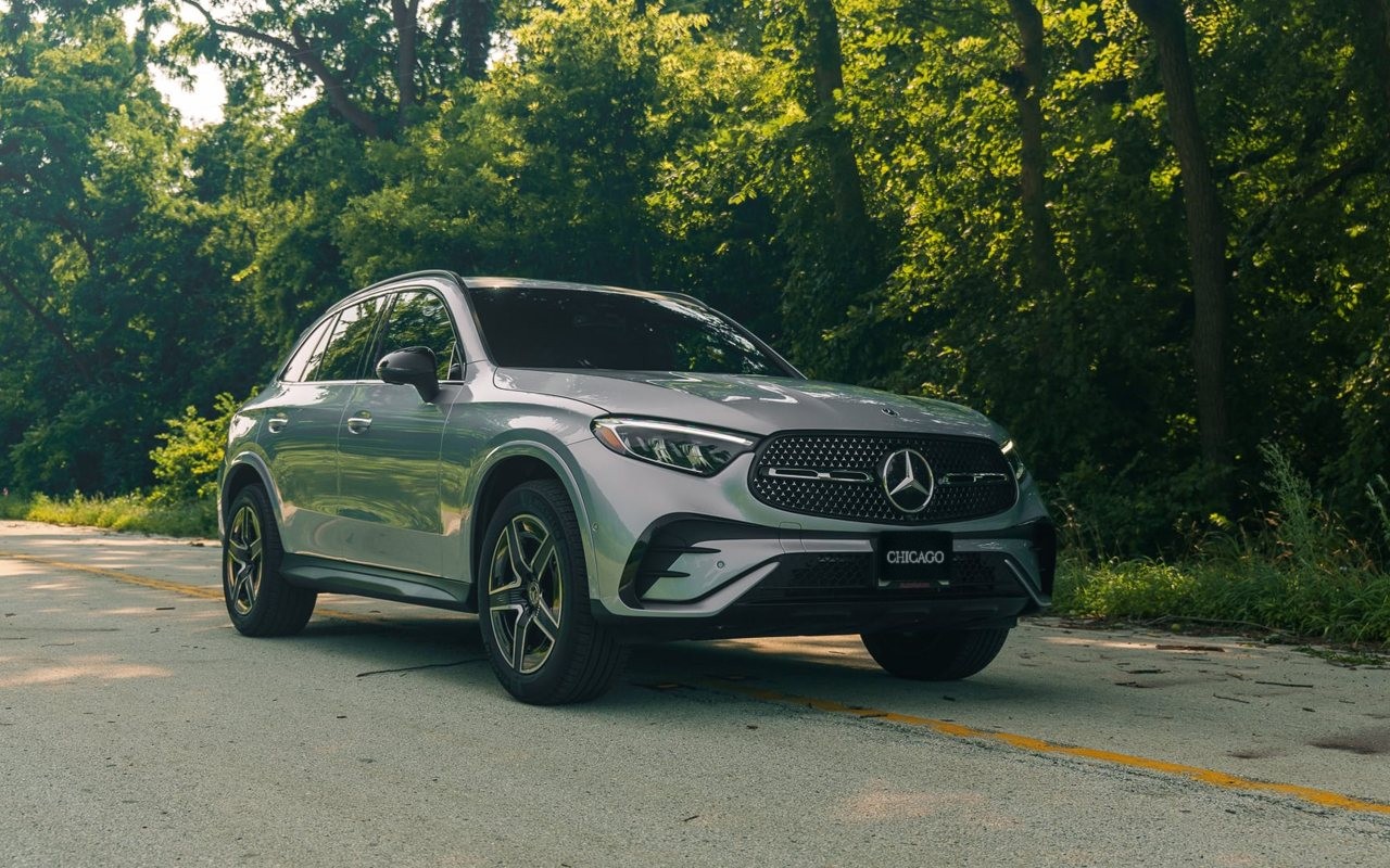 Mercedes-Benz GLC 300 rental in Chicago, photo of the actual car